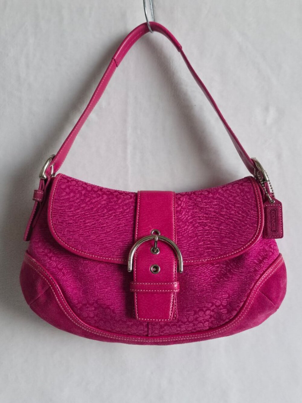 Vintage Coach Y2K Hot PINK Soho Signature C Shoulder Bag Rare Buckle Flap 6808